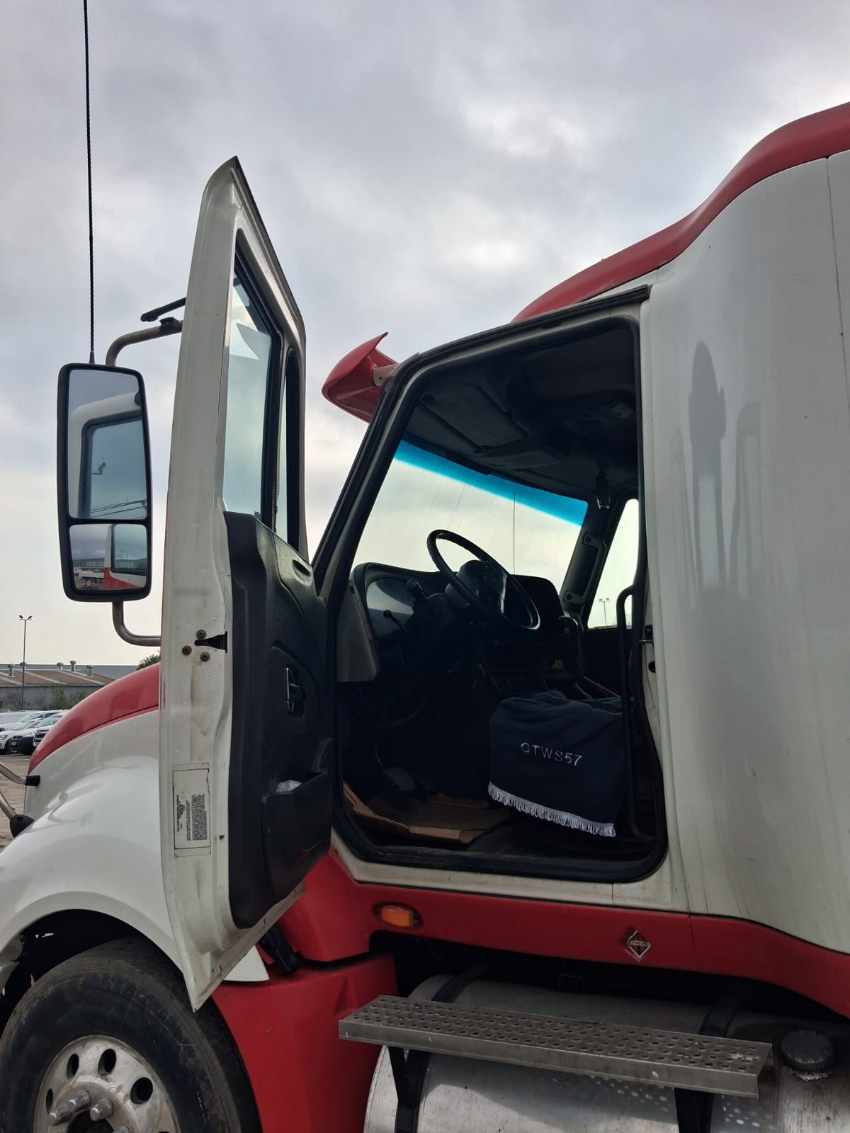 INTERNATIONAL PROSTAR