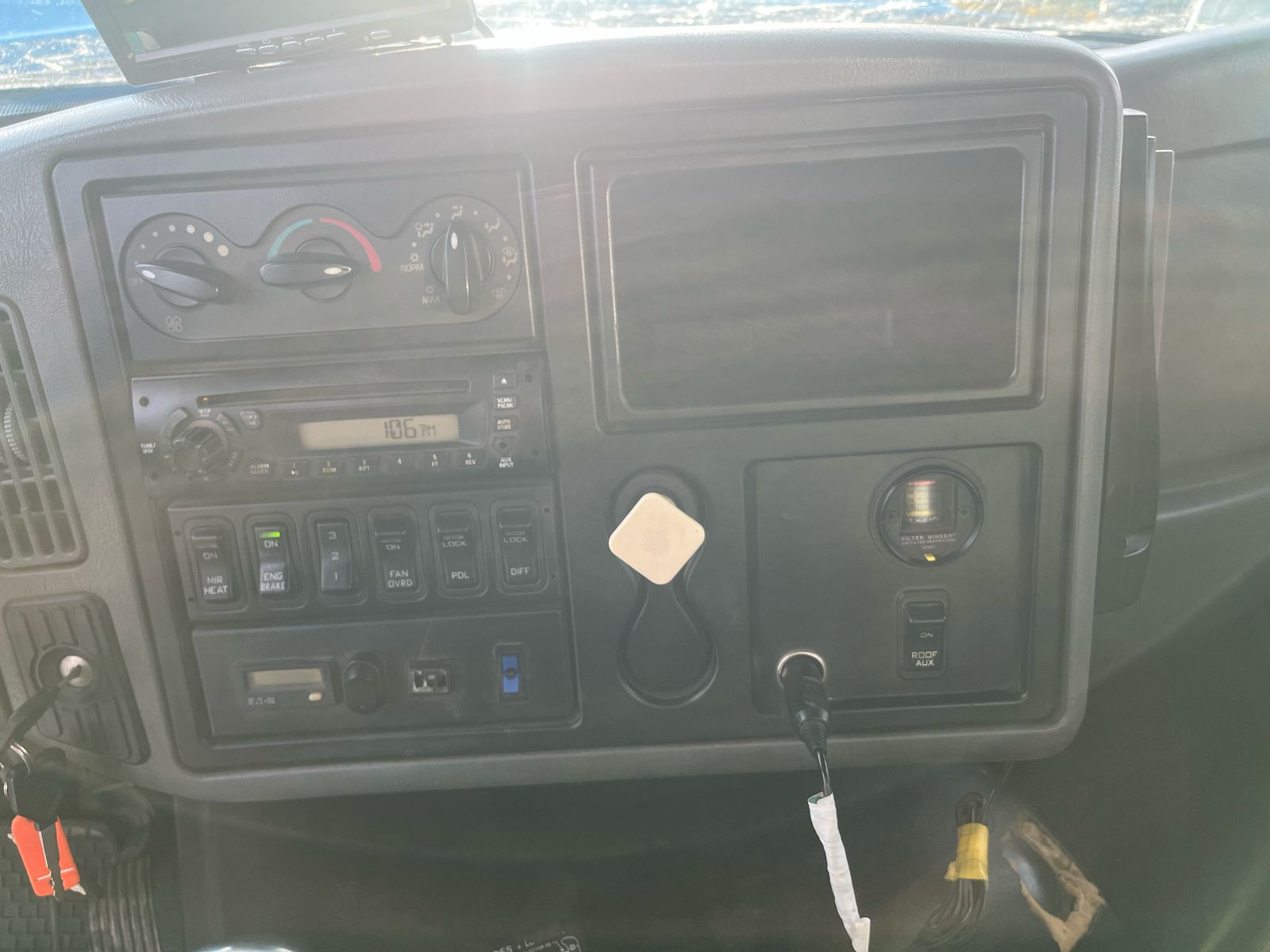 International 7600