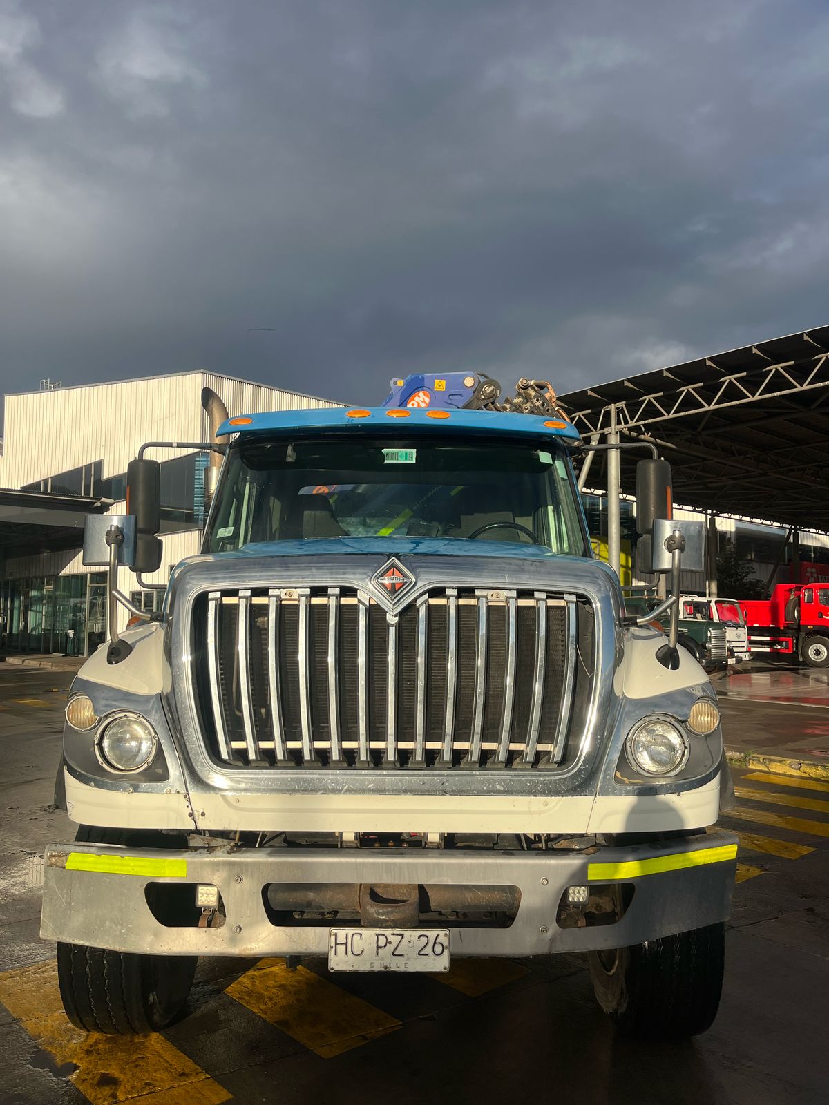 International 7600