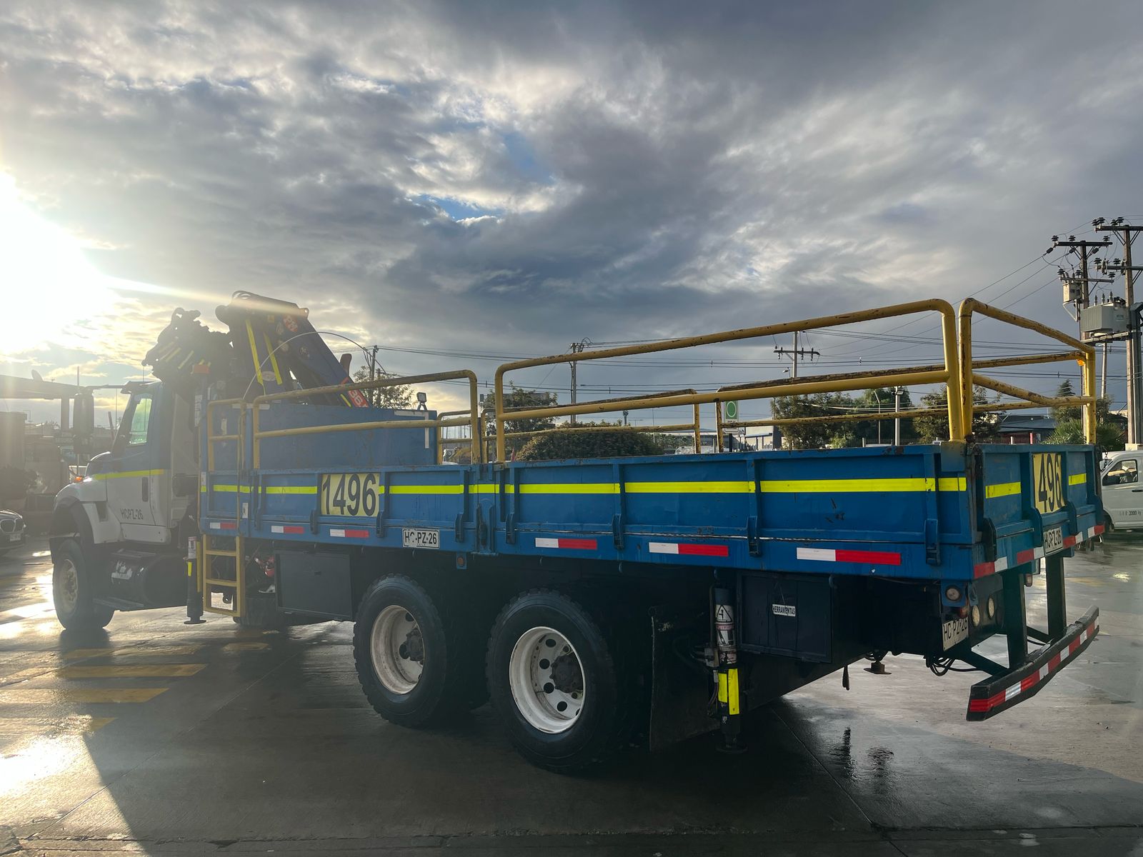 International 7600