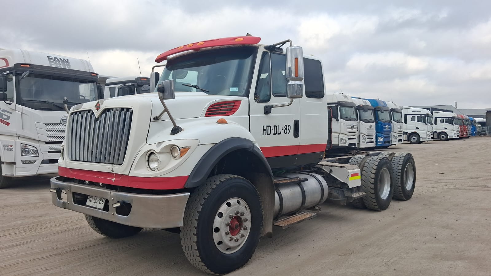 International 7600