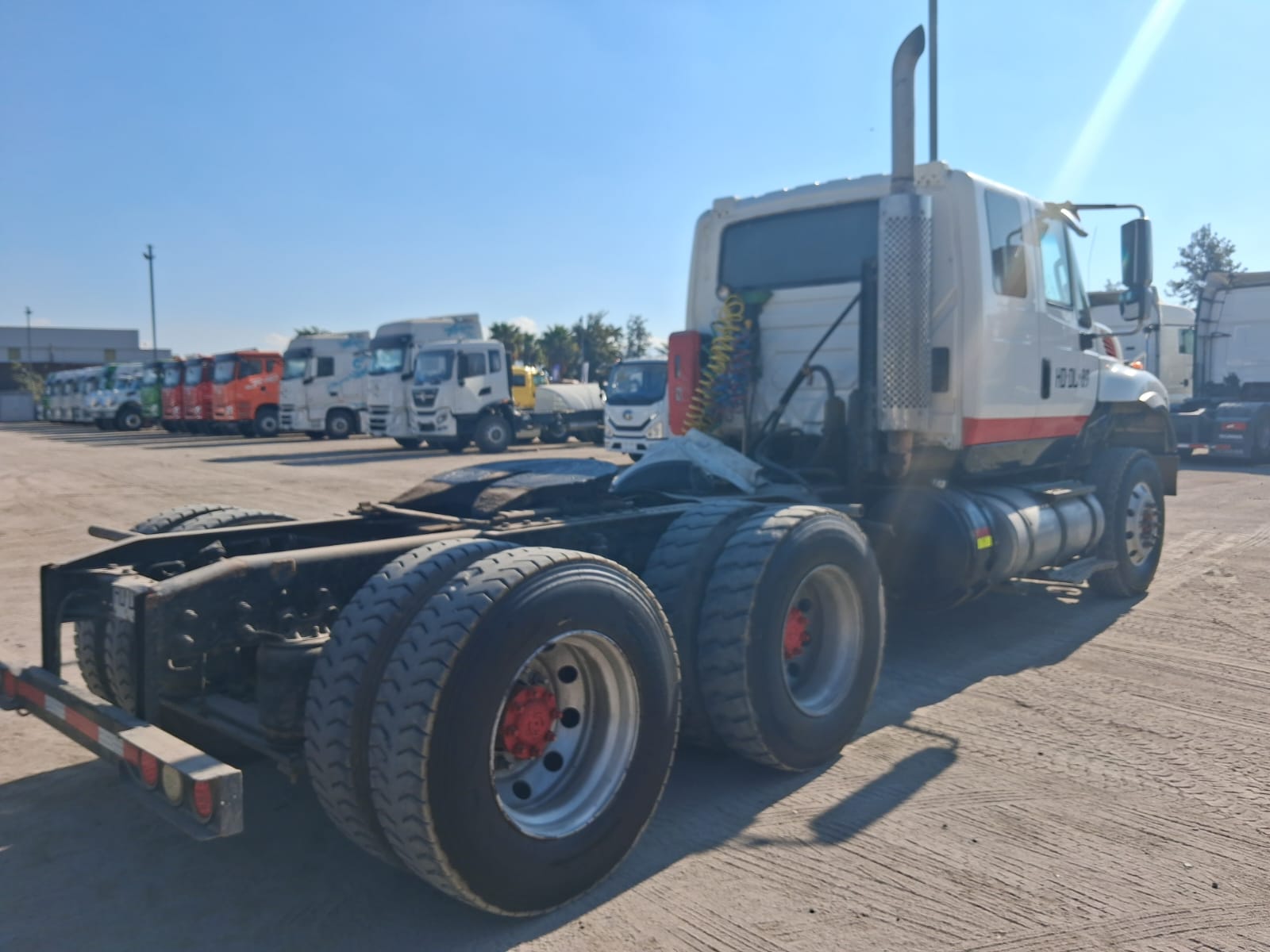 International 7600 2016