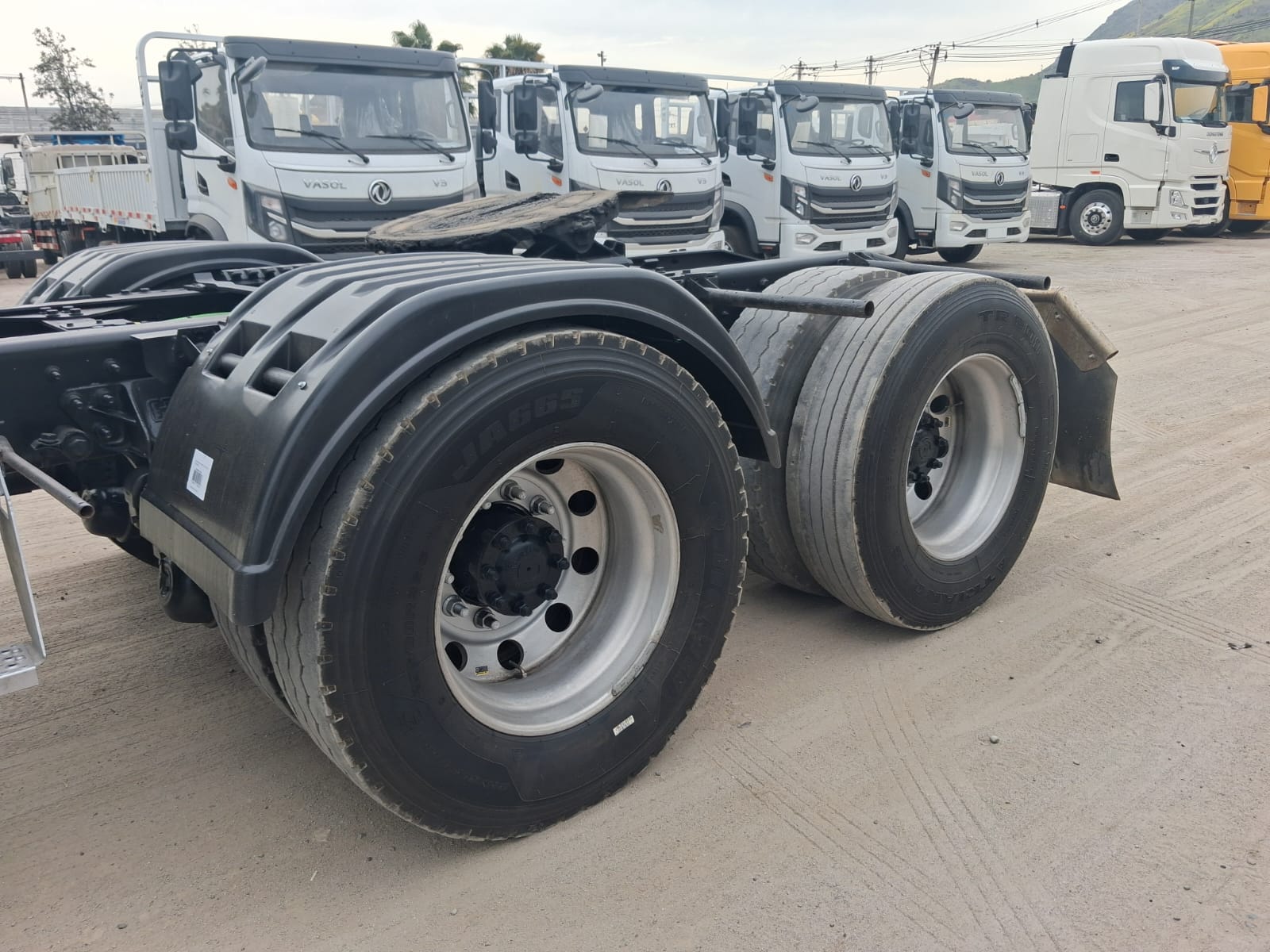 INTERNATIONAL RH613