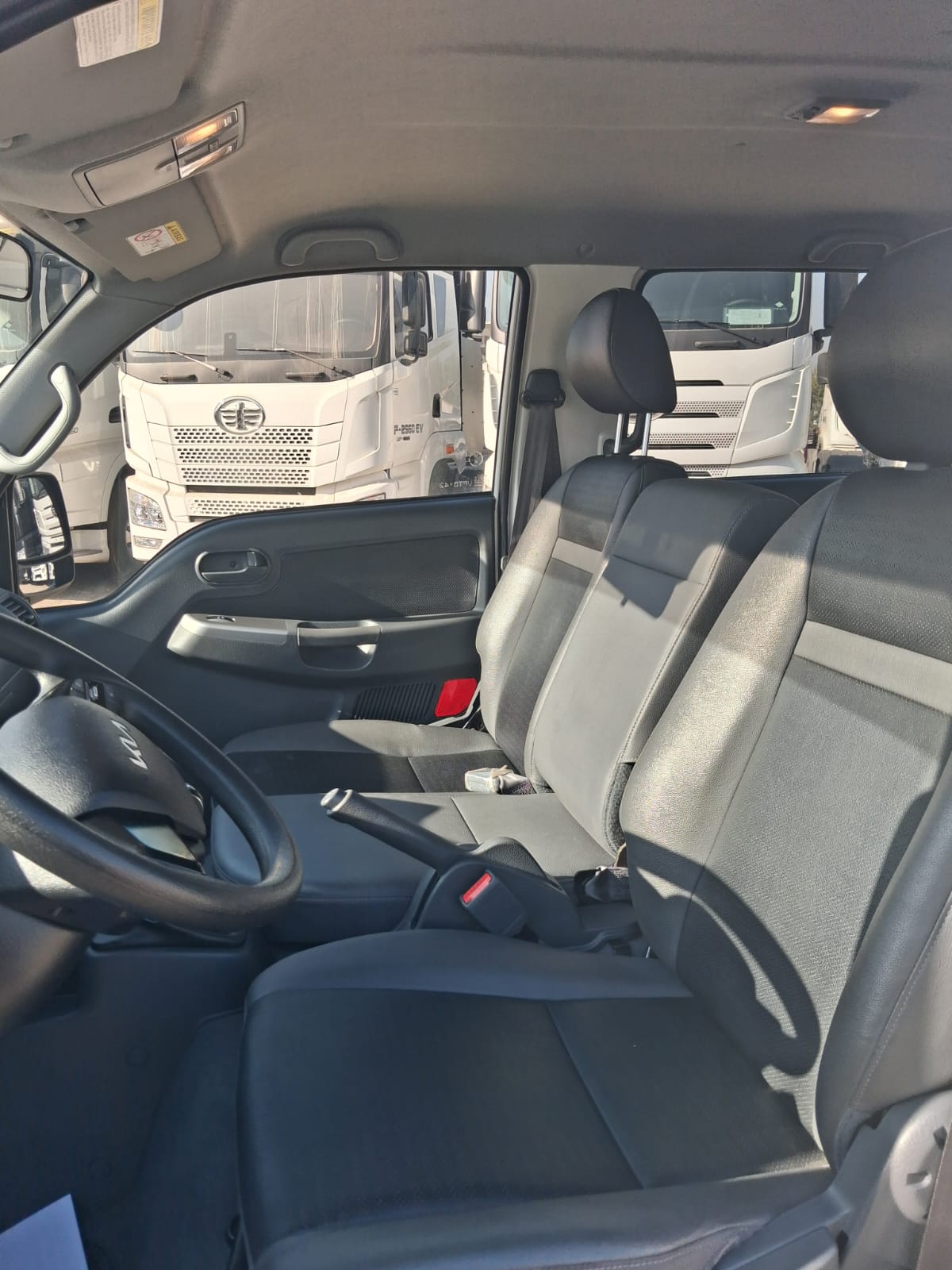 KIA FRONTIER DC LX 2.5
