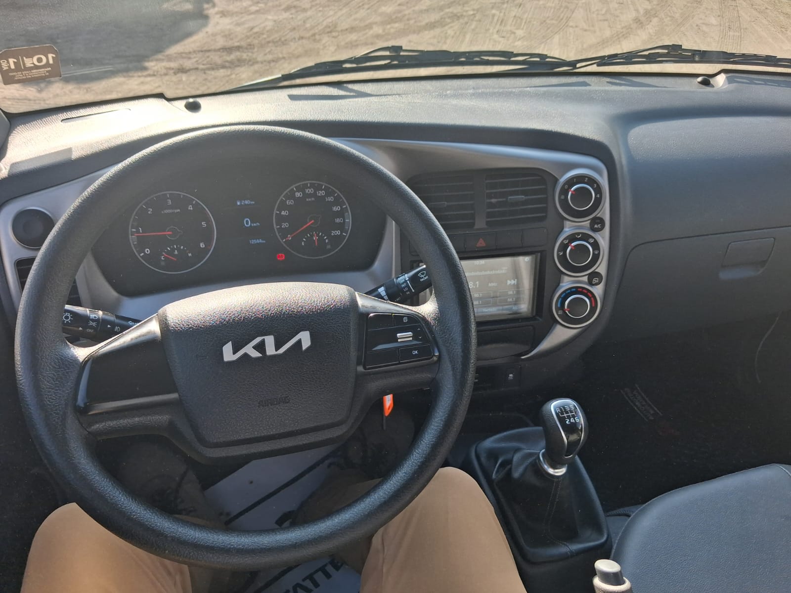 KIA FRONTIER DC LX 2.5
