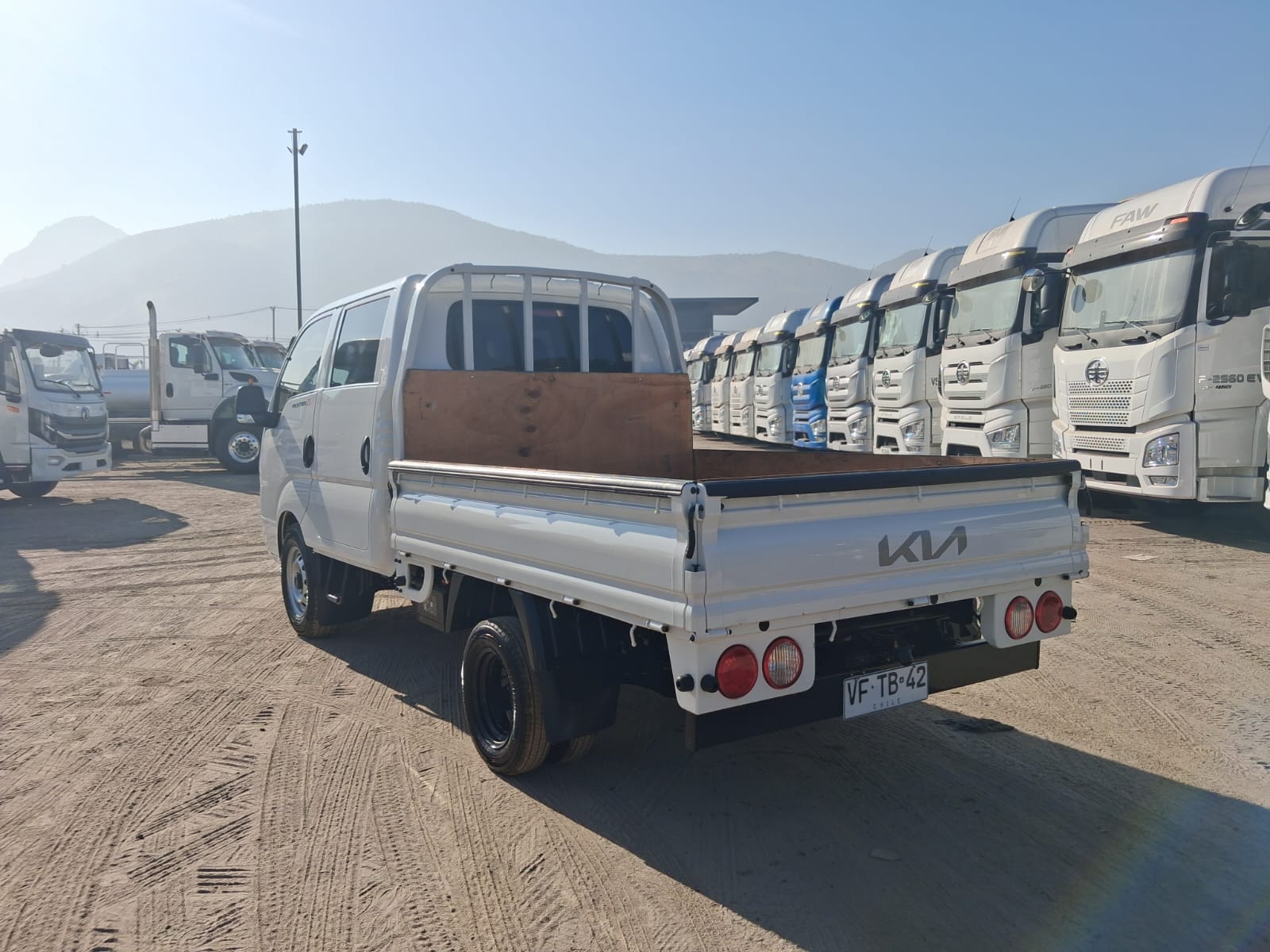 KIA FRONTIER DC LX 2.5