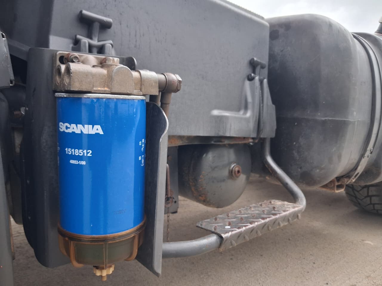 SCANIA R 124 GA