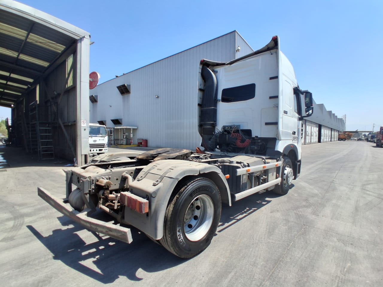 SINOTRUK T7H 440 4x2