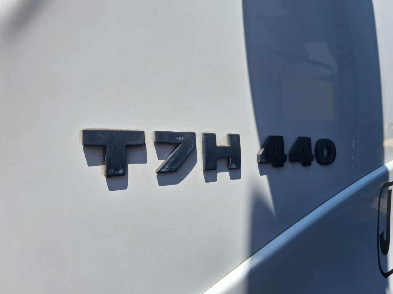 SINOTRUK T7H 440 4x2