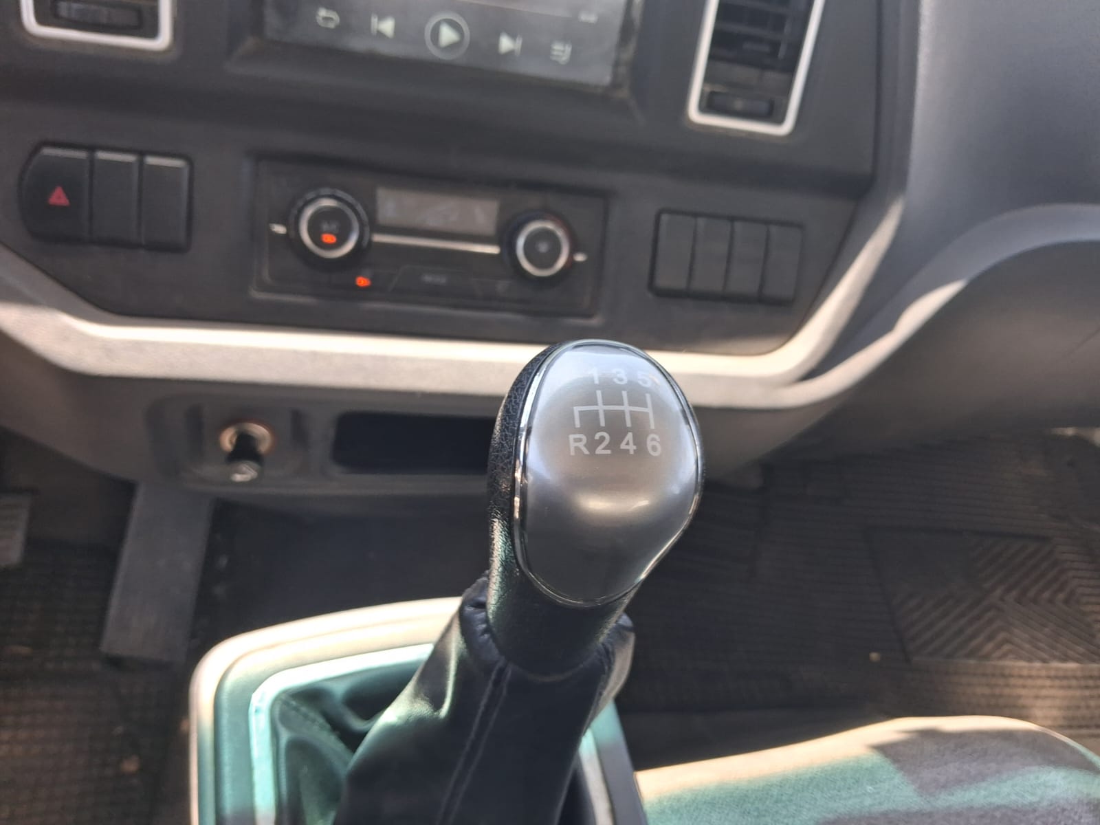 SINOTRUK HOMAN 1217 C