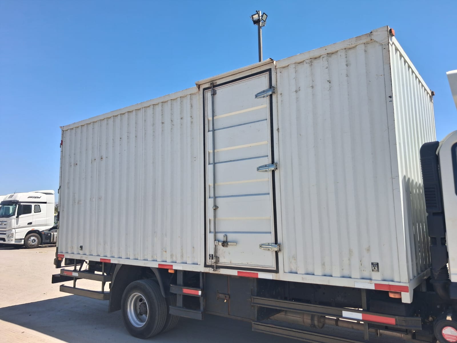 SINOTRUK HOMAN 1217 C