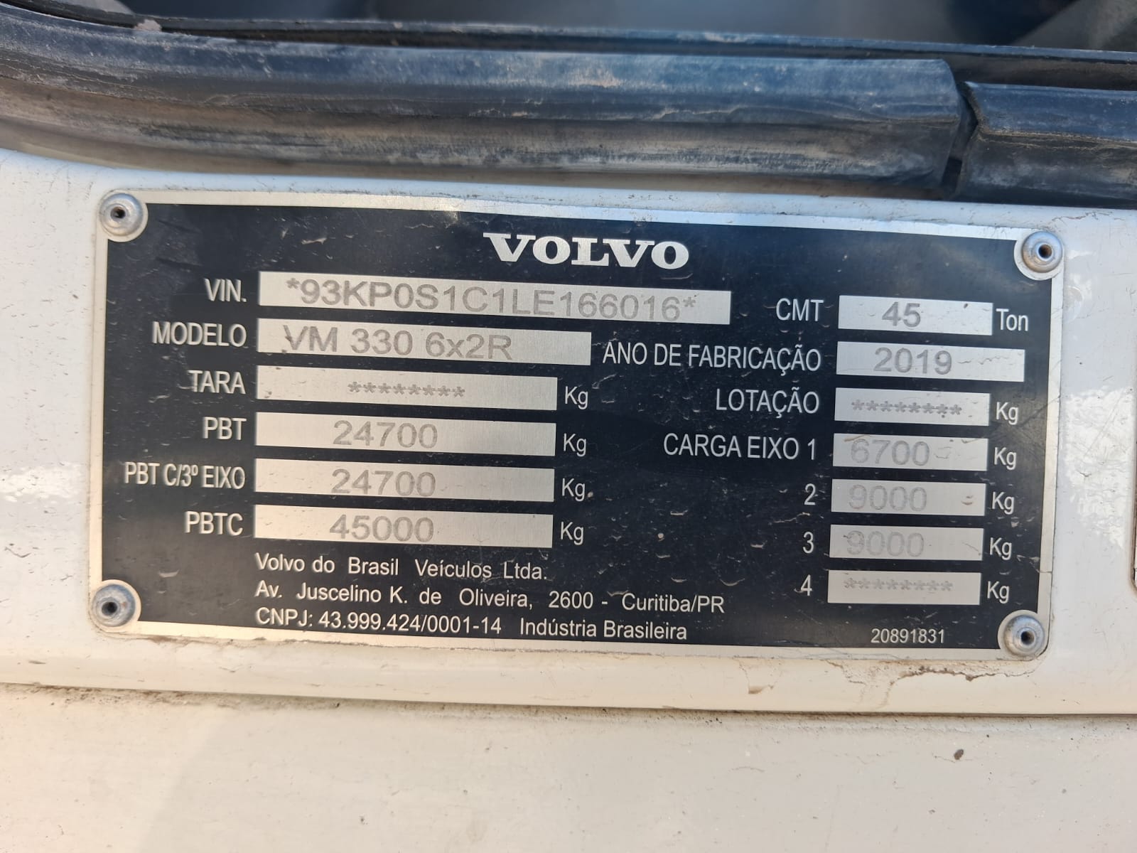 VOLVO VM 330