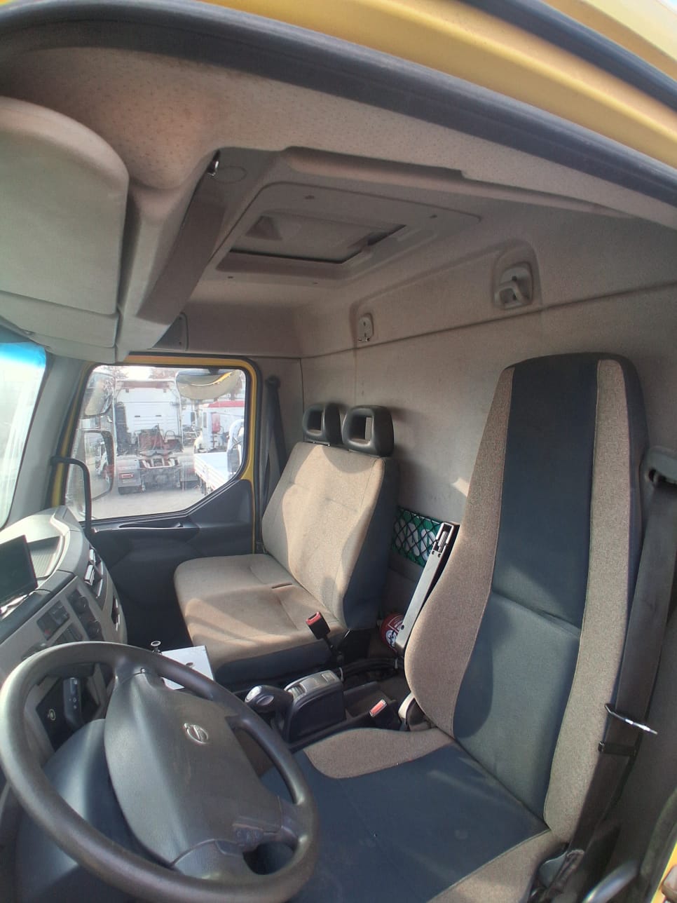 VOLVO VM 330