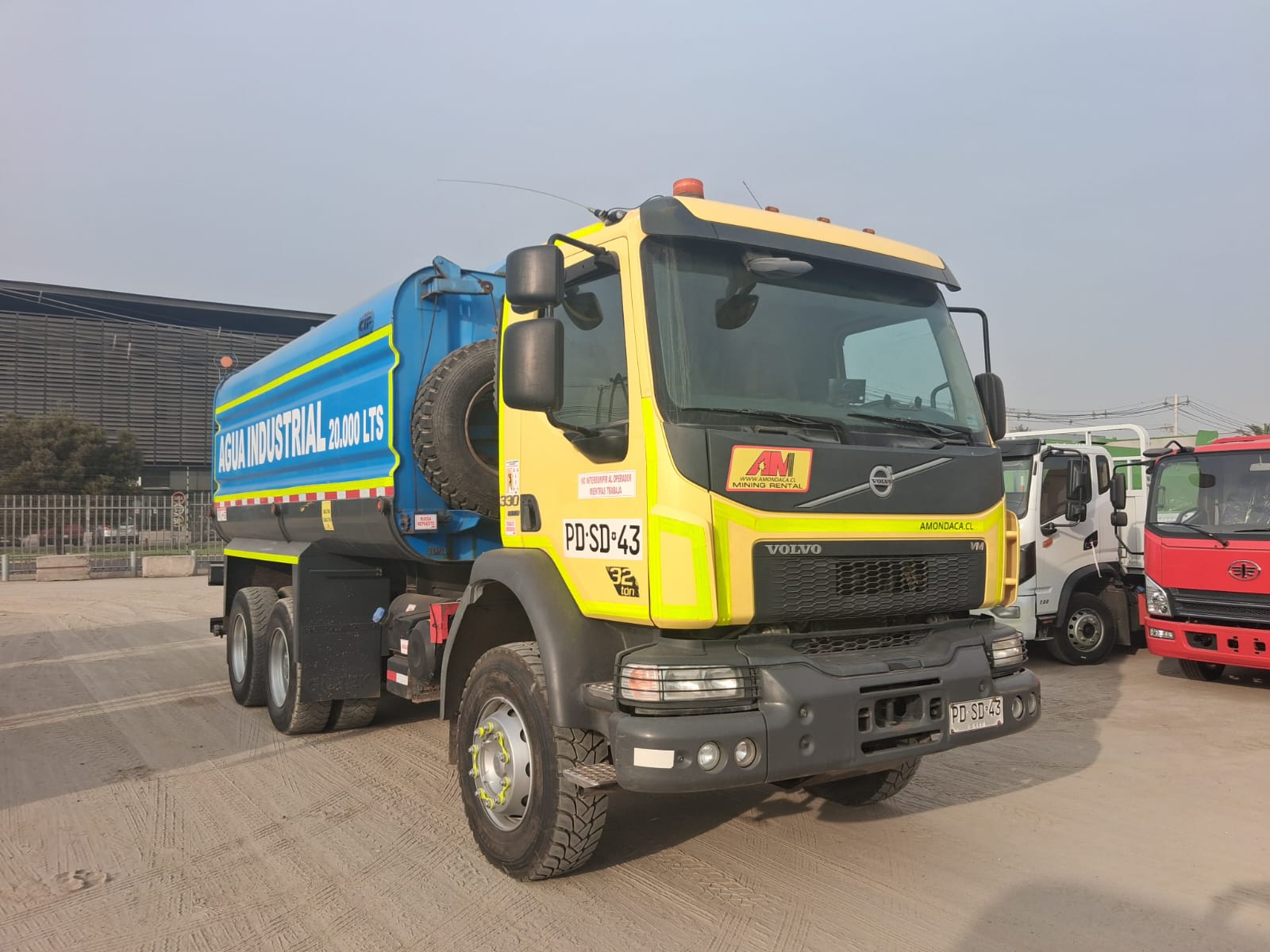 VOLVO VM 330