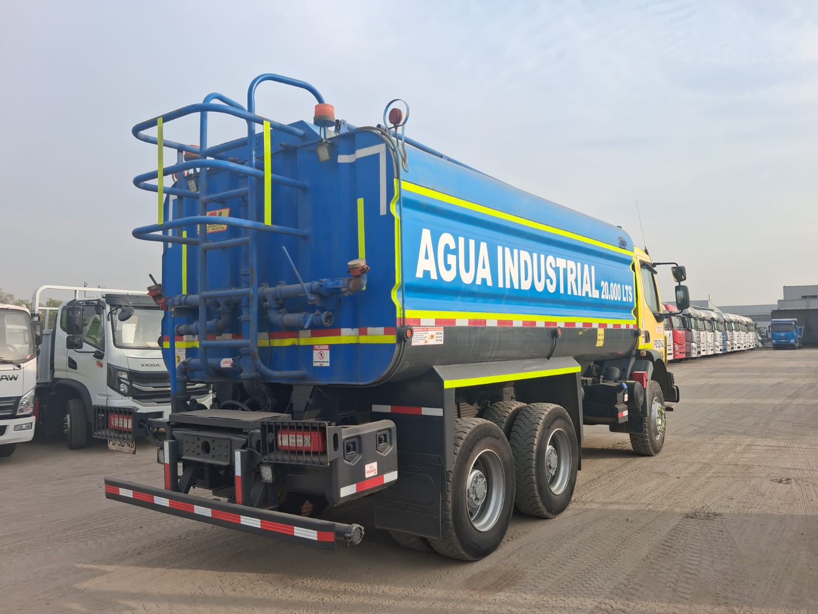 VOLVO VM 330